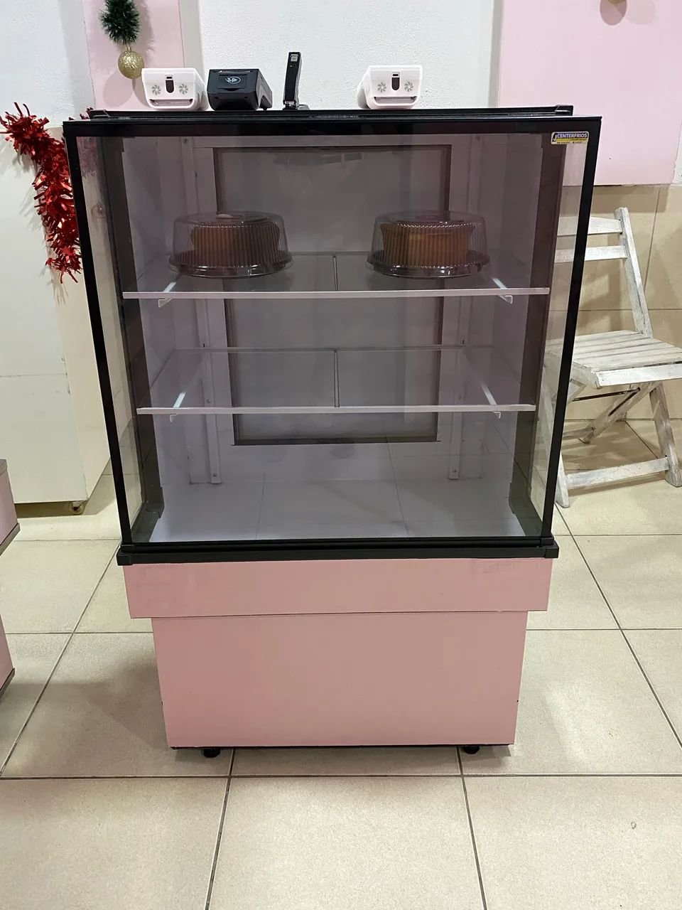 Vitrine Neutra 1,72M Refrimate (Seminovo)